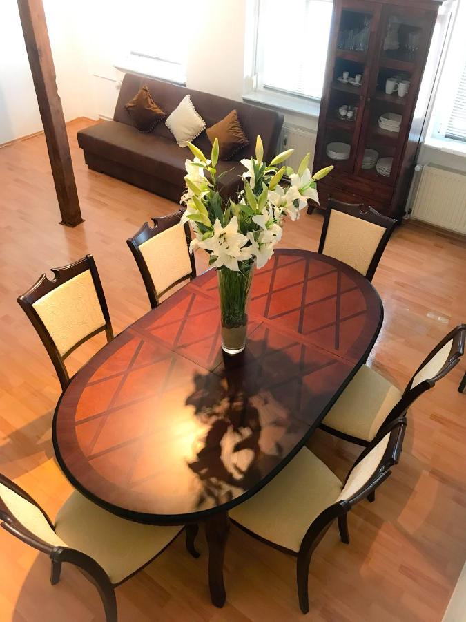 "Casa20200" 2 X Apartments Je 150Qm Fuer Business, Familien, Gruppen, Handwerker 15Min Von Berlin, Erdbeerhof, Outlet B5, 5Min Vom See Falkensee !! 2 Apartment Each 150Qm For Business , Families 15Min From Berlin!! Kültér fotó