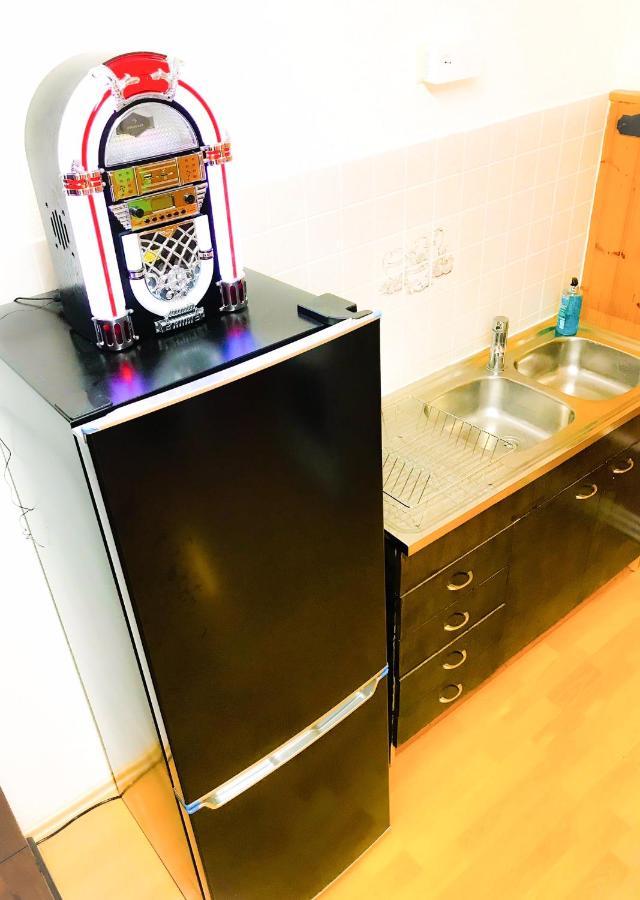 "Casa20200" 2 X Apartments Je 150Qm Fuer Business, Familien, Gruppen, Handwerker 15Min Von Berlin, Erdbeerhof, Outlet B5, 5Min Vom See Falkensee !! 2 Apartment Each 150Qm For Business , Families 15Min From Berlin!! Kültér fotó